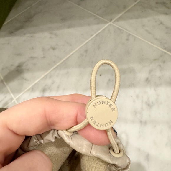 Hunter Women’s Maribel Lug Sole Insulated Waterproof Snow Bootie Natural/Tan 5 - Picture 8 of 8